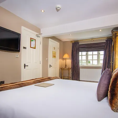 Black Horse Zajazd 5*